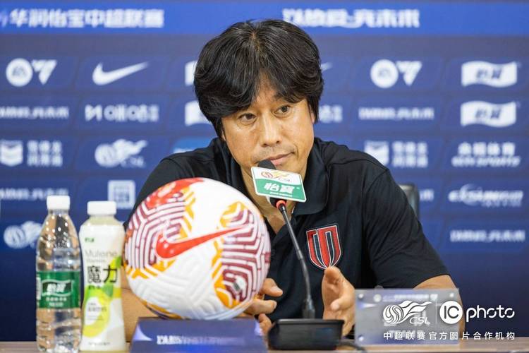 率领蓉城3胜1平!官方:徐正源当选中超8月最佳教练