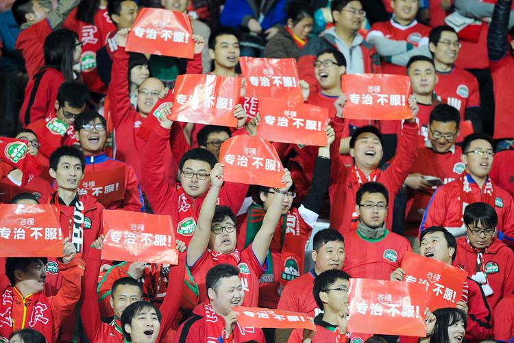 记者谈世界杯扩军:国足实力在亚洲15位左右,2030的难度也不小