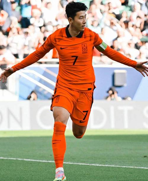 亚洲唯一英超金靴!孙兴慜:夺得金靴没有奖金,夺冠或进欧冠才有