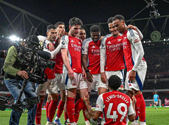 小雷:这支阿森纳的阵容已准备好夺冠,2020年后只有一冠是不够的