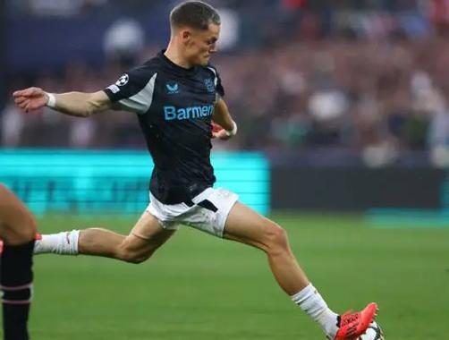 鲁梅尼格:希望诺伊尔明夏后继续踢 仍觉得维尔茨选拜仁比红军好