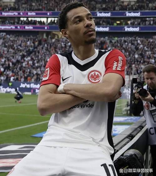 伊萨克来了,埃基蒂克怎么办?共存还是二选一,斯洛特有了新烦恼