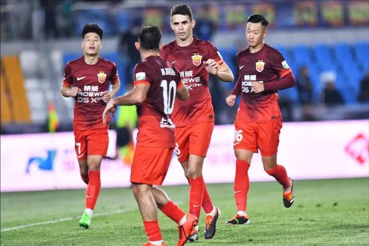 亚冠精英联赛第1轮，上海海港vs神户胜利船赛前海报：潮涌纳东帆