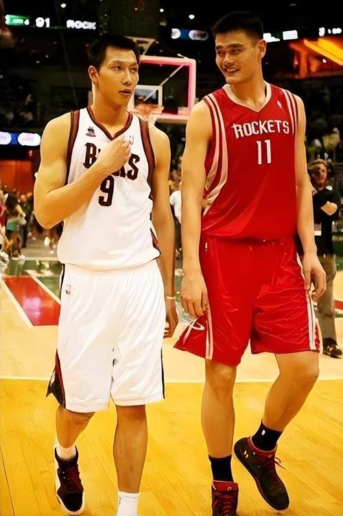 付政浩:姚明当年改穿11号因叶莉 易建联被雄鹿选中后继续穿9号