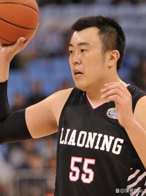 昔日队友!郭艾伦@韩德君:会怀念的 退役后一切顺利啊 哥