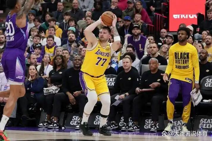 霍里:东契奇因防守短板难成顶级球员 科比&老詹&乔丹都攻守兼备