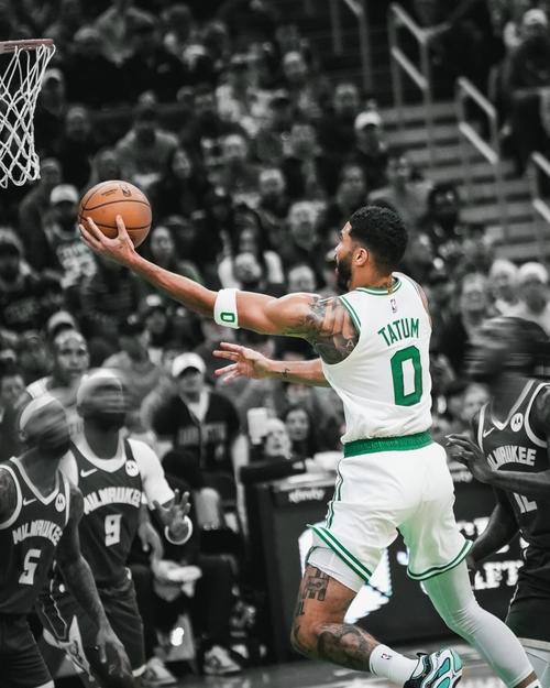 塔图姆:选秀时没被湖人考虑有些受伤 但现在很高兴最终来了绿军