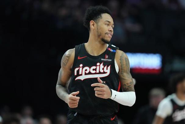 绿军前瞻球员篇:葡萄牙神锋独撑内线?还要继续狂扔三分吗?