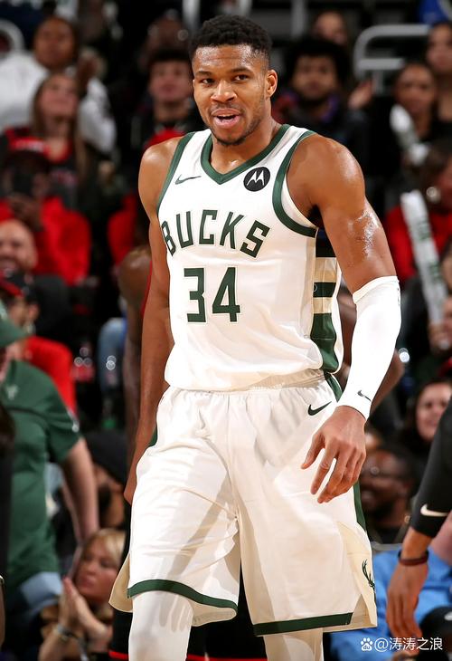 字母哥:时机合适未来考虑回欧洲打球 毕竟连梅西都能来美国踢球