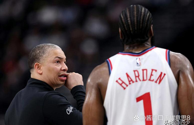 霍里:快船最后一投我选小卡 比尔新来的&这不是哈登的球队