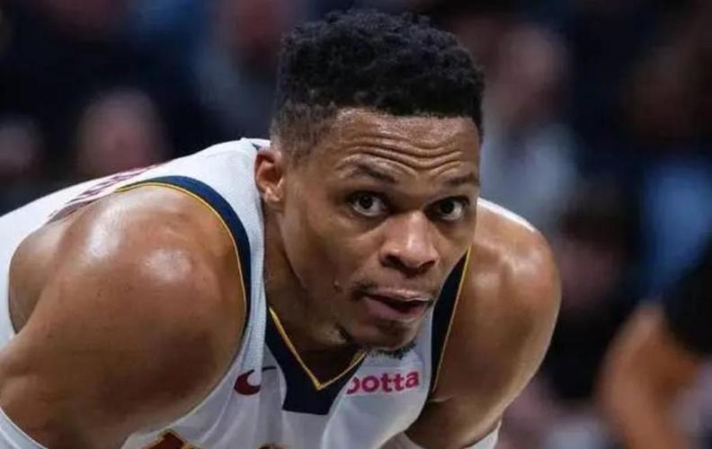 波特:队友之间意见不合是常有的事 威少绝对不是更衣室毒瘤