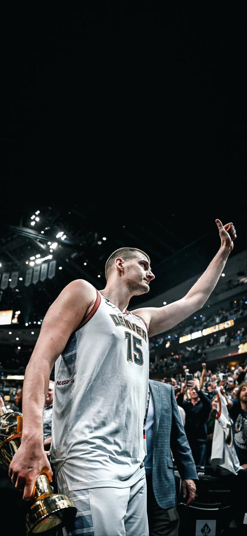 小波特:掘金目前阵容深度确实可怕 他们有能力再夺一冠!