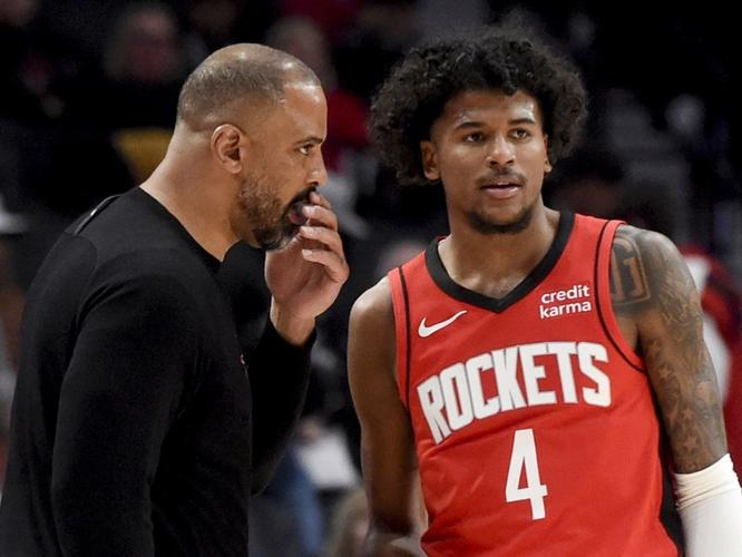 美记:火箭找范乔丹替代者可以签本西或威少 但必须交易来腾空间