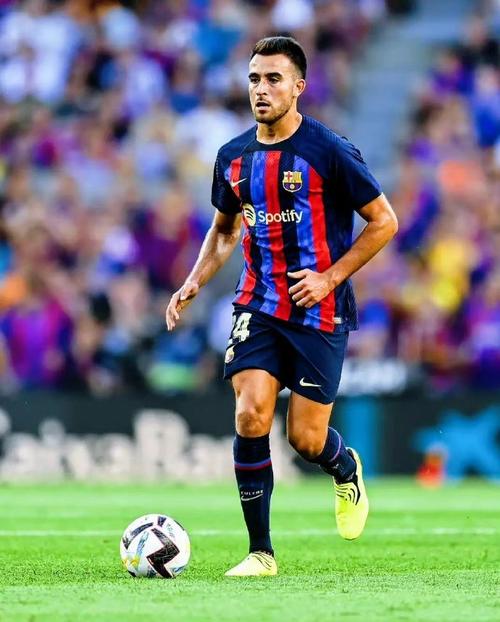 补射破门!埃里克-加西亚社媒:精彩的逆转展现了韧性和斗志