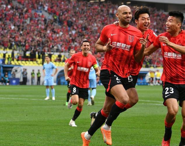 记者:来了2个新外援后浙江没怎么输过 蓉城放走太多人是否后悔?