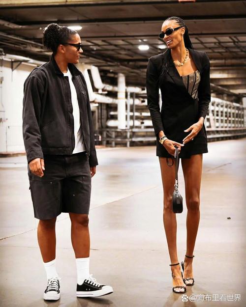 艾莉莎-托马斯生涯季后赛助攻数达364 与苏-伯德并列WNBA历史第二