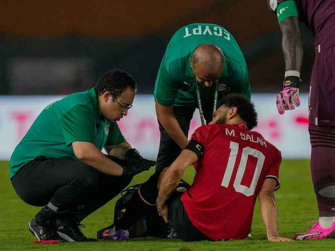 低迷!吧友给萨拉赫打出3分的低分,锐评:埃及扣篮王 该去沙特了