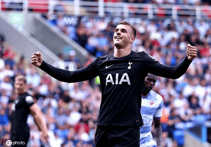 弗兰克:热刺在上半场表现出色,尽管没能获胜但至少不要输球