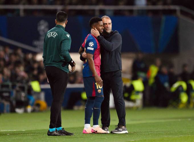 马卡:巴黎中场维蒂尼亚在比赛中受伤,赶上对阵巴萨的可能性不大