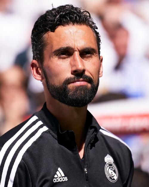 马卡:皇马卡斯蒂利亚5人参加世青赛,阿韦洛亚面临多重挑战