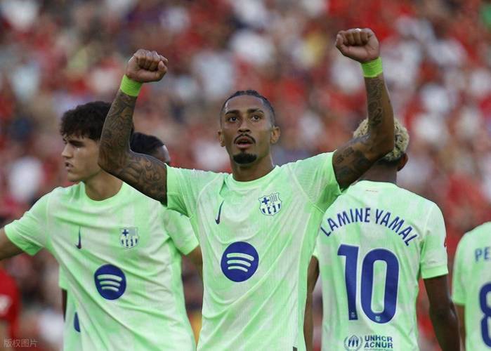 世体:巴萨若本轮取胜将登顶西甲 新增拉菲尼亚、加西亚两伤员