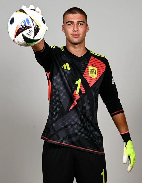 N-冈萨雷斯:我在尤文感觉不像是自己,如今马竞主帅西蒙尼信任我