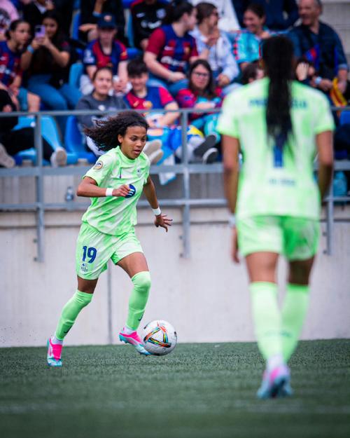 女子科帕奖排名:巴萨女足维姬-洛佩兹15分,皇马女足凯塞多12分