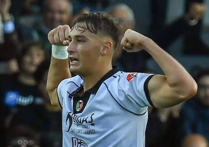 父亲:为皮奥的意甲首球感到高兴和激动,但今晚全家没法聚餐庆祝