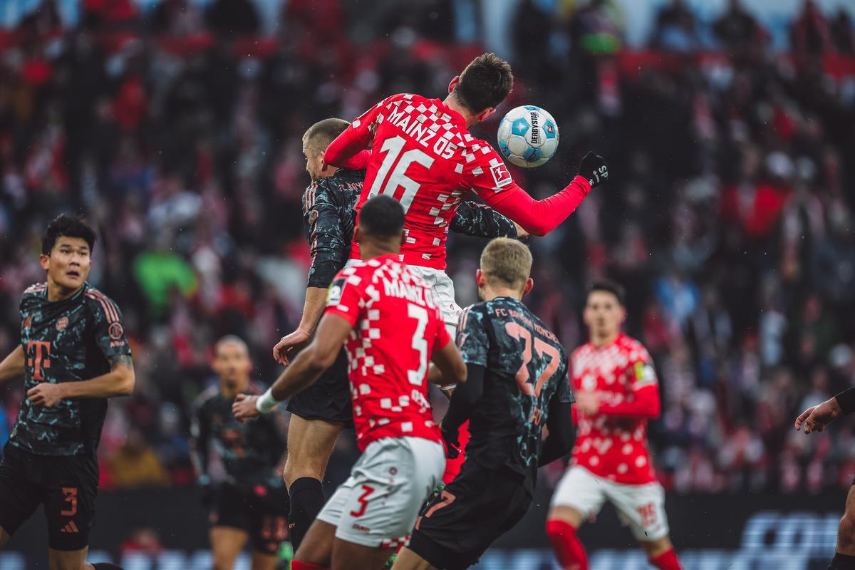 1粒进球1次关键传球,阿德耶米当选多特2-0美因茨全场最佳球员