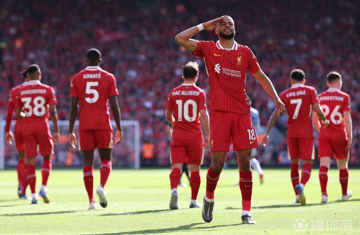 法尔克:利物浦对免签于帕非常感兴趣 拜仁曾接触过加克波斯特林