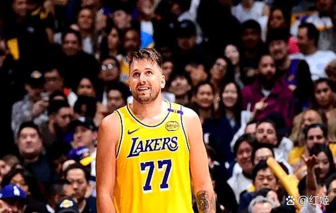 湖人提前续约主帅雷迪克 佩林卡称其塑造了球队的卓越文化