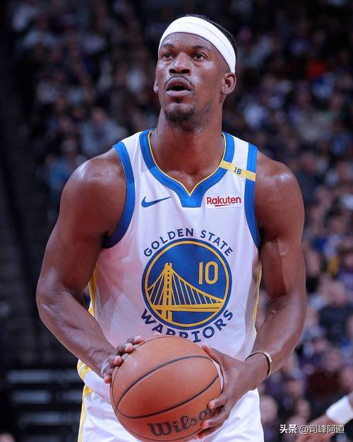训练师:巴特勒将为库里创造更多的空间 尤其在前者背身单打时