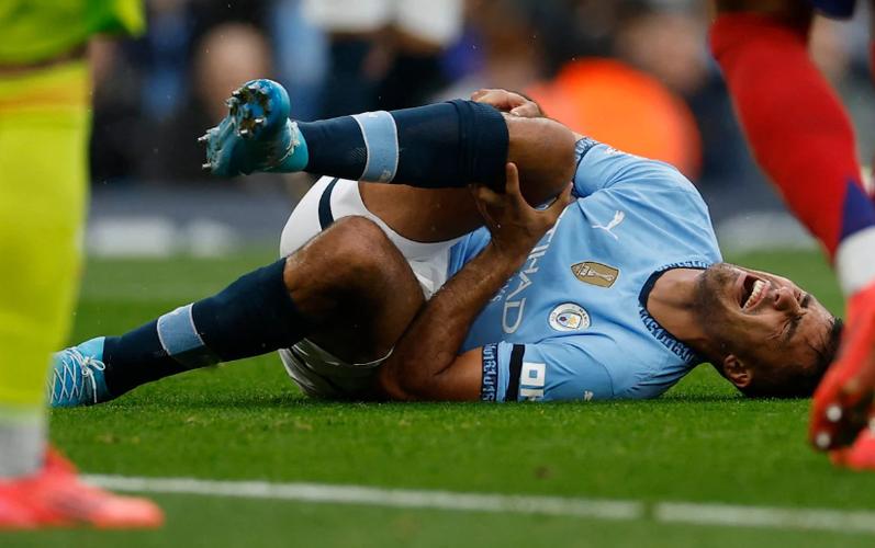 瓜迪奥拉：罗德里训练时说膝盖很疼上不了场，就是之前伤过的膝盖