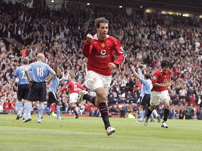 莱斯·费迪南德:纽卡如果拿分,赛后他们会觉得自己像个‘强盗’