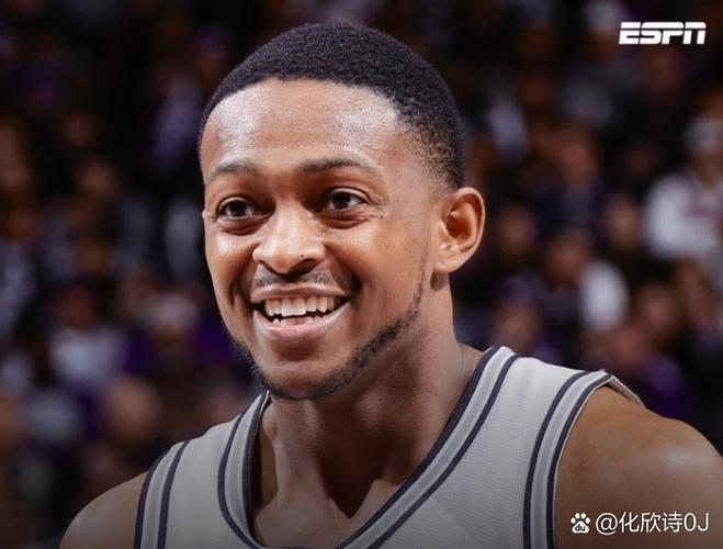 Shams:库明加本周不会前往湾区 也不会参加明天开始的媒体日