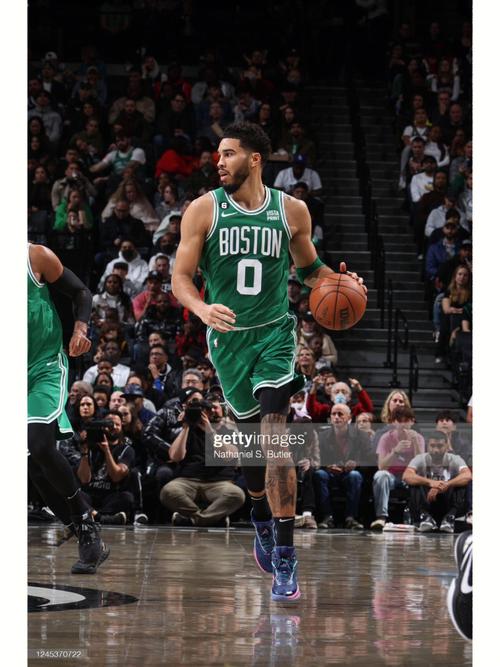 媒体人：塔图姆恢复时间超预期 但是绿军下赛季目标非冲冠