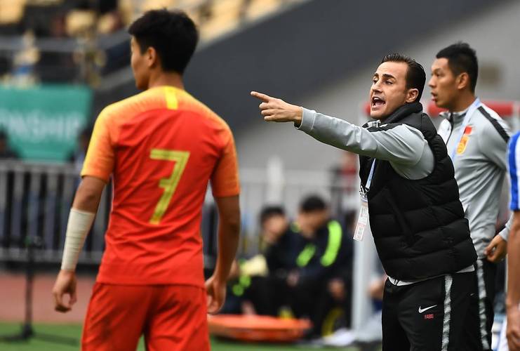 外媒:卡纳瓦罗拒绝了乌兹别克斯坦队和哈萨克斯坦队