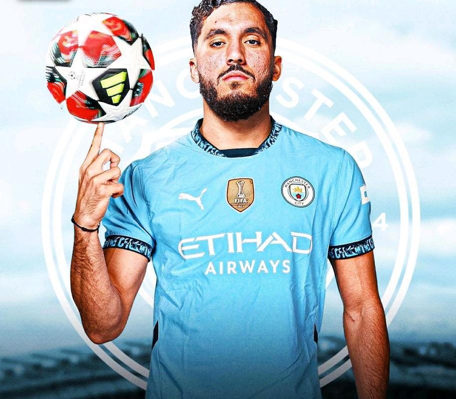 赖因德斯:加盟曼城?有些机会一生就一次 希望米兰夺得意甲冠军