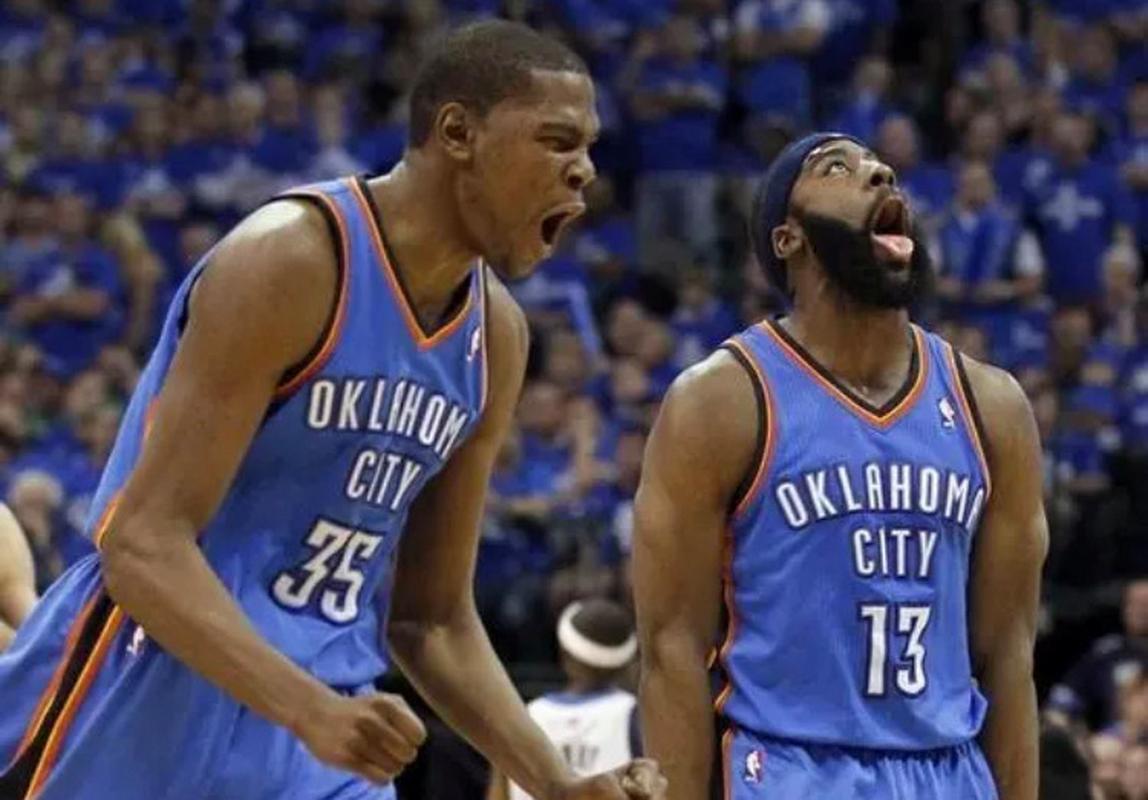 为大哥说话!亚当斯谈KD:他是个很酷的好兄弟 不是装逼的混蛋