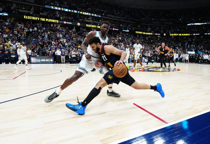 掘金副总裁:穆雷整个夏天都在与年轻球员沟通 鼓励他们进训练馆