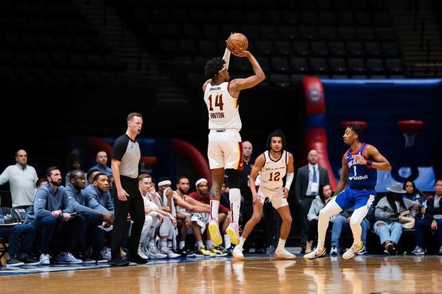 联盟各队双向合同空缺详情!7队有空缺 各还有一个名额!