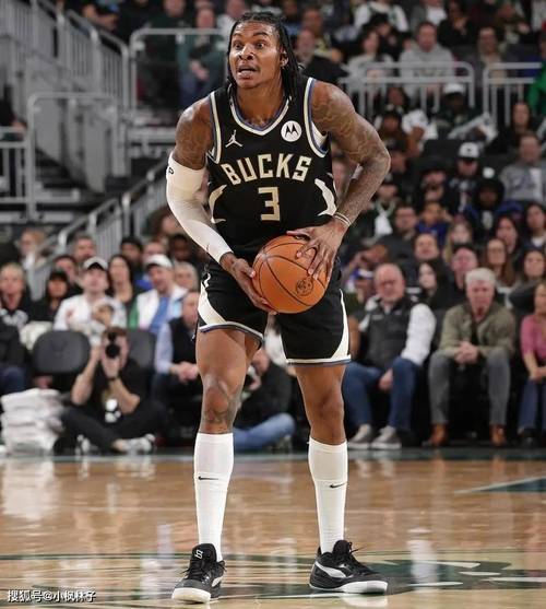 里弗斯透露:球队计划让小凯文-波特担任先发控卫