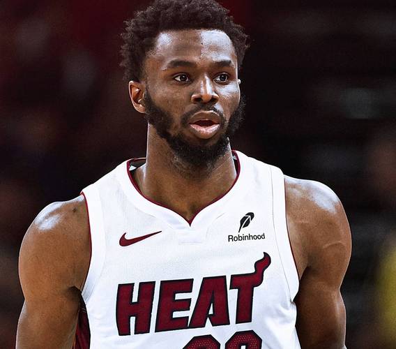 维金斯:喜欢热火的竞争精神和坚韧 每个人都不惜一切代价去赢球