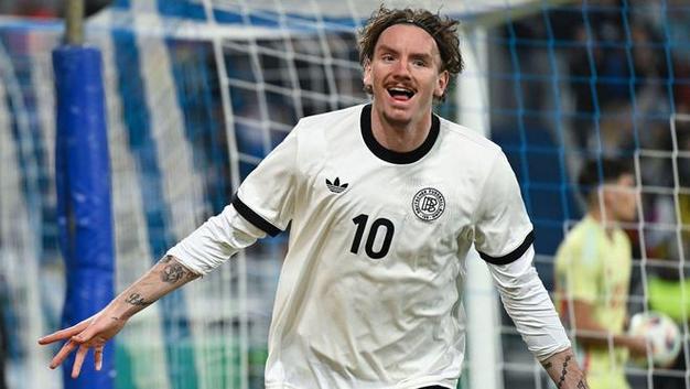 渐入佳境!23岁沃尔特马德6场3球坐稳主力,9000万高价德国大中锋