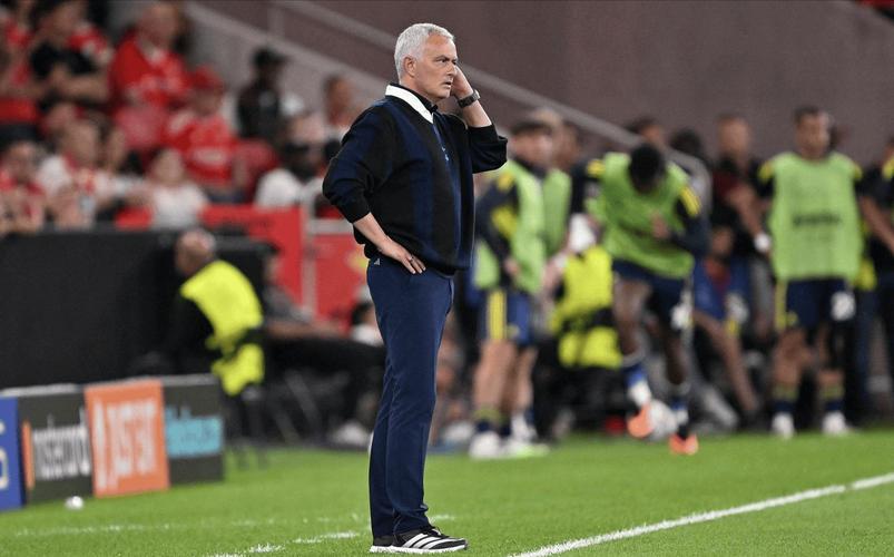 穆里尼奥谈切尔西:这段关系像爱情,我们依旧保留些许爱意💙