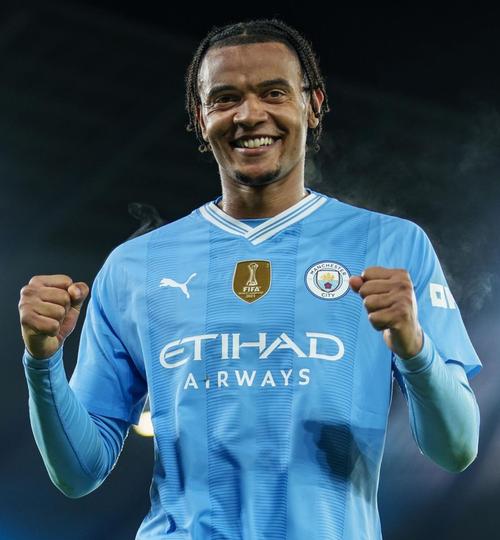 记者:阿坎吉实际薪资低于此前报道,最高年净收入为420万欧