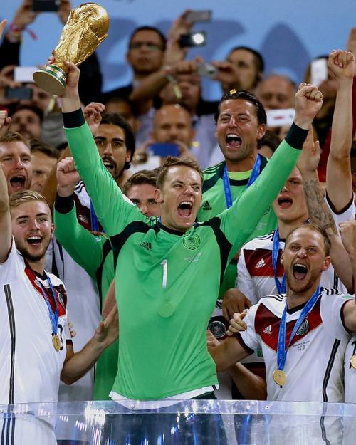 有望独享纪录!穆勒与克罗斯同以34座奖杯并列德国球员历史第一