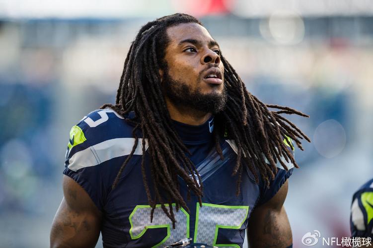 谢尔曼谈训练营:球队充满活力主动为队友创造机会 氛围特别有劲