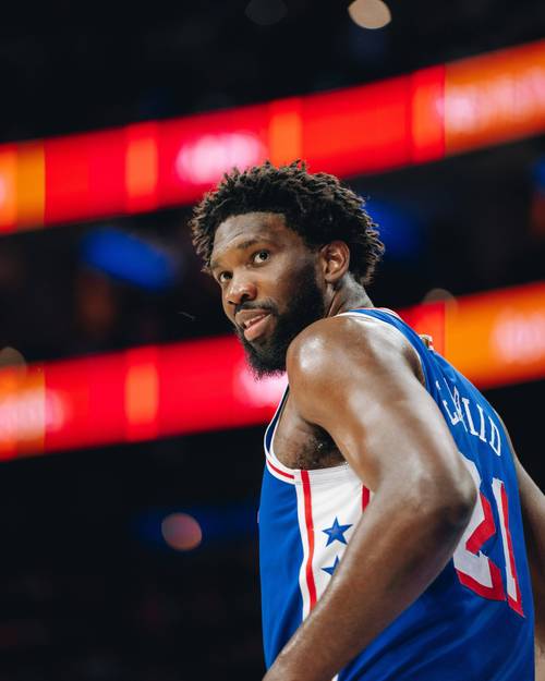 美媒:2014年以来甜瓜比恩比德多打了18场比赛 但他已经退役3年了