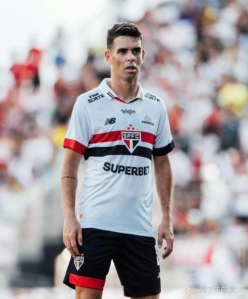 奥斯卡:热刺也曾想签我,后来在中国博阿斯总问我为什么不去热刺